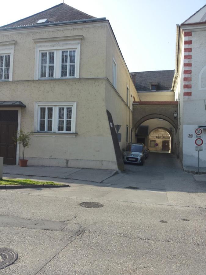 Ferienwohnung in Krems-Stein/Donau Exterior foto